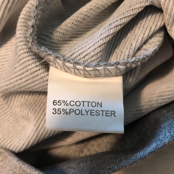 Hockey mom sweater - Picture 2 of 2